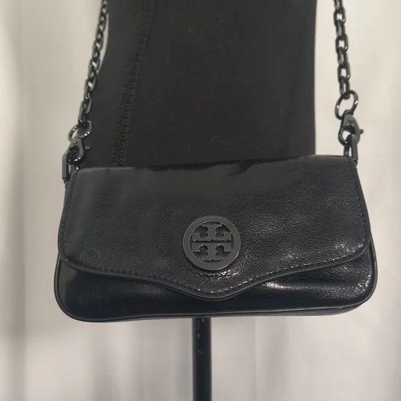 Black Leather Chain Shoulder Bag - Picture 2 of 10